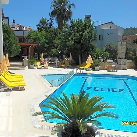 Felice Hotel 2*